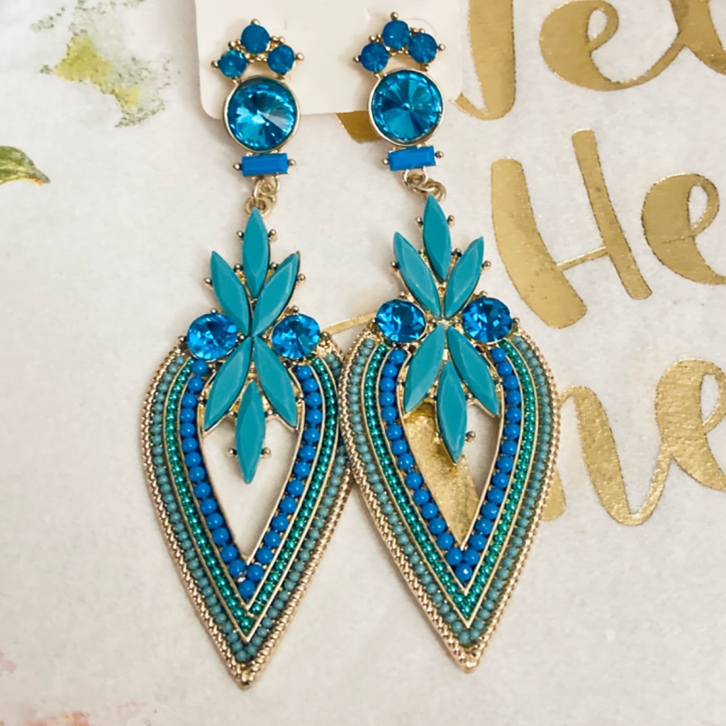Neu Gorgeous Boho Chandelier Dangle Drop Statement Earrings